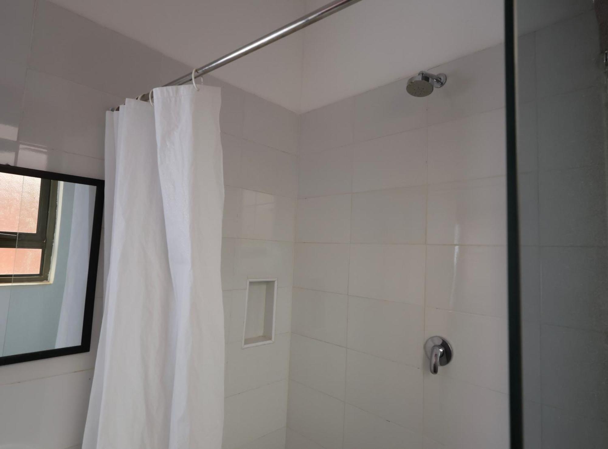 Bon Bini Residence Кампала Екстериор снимка